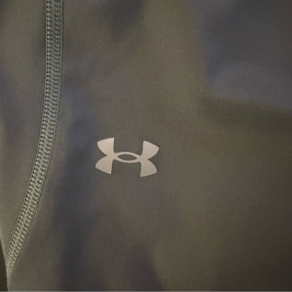 Under Armour Charcoal Performance Leggings - Picture 6 of 7